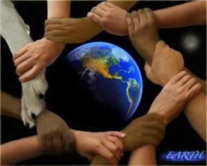 hands_around_earth